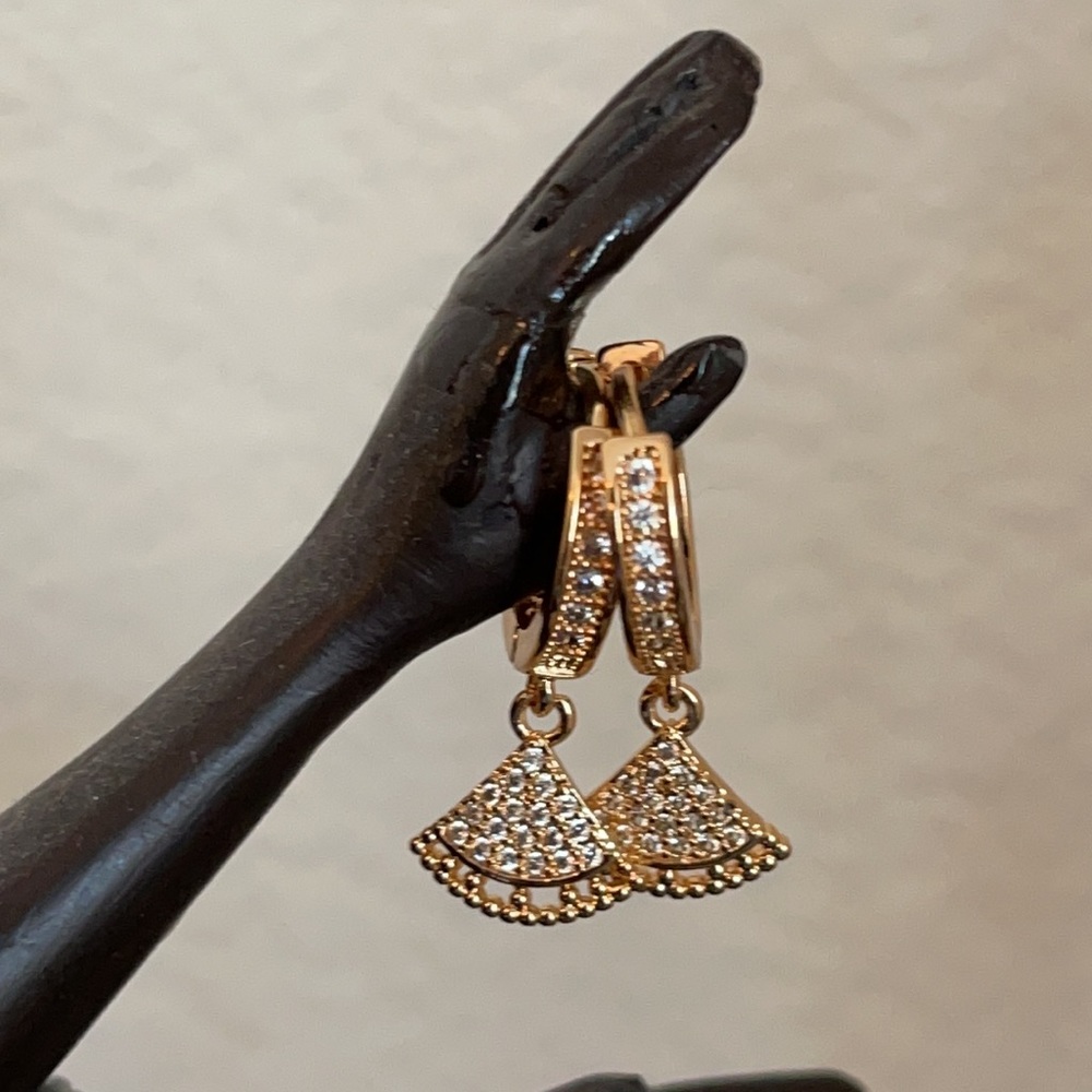 Drop Earrings zircon clip shape of a old hand fan